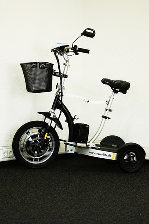 E-rollator with disc brake and curved handlebar - serie 2